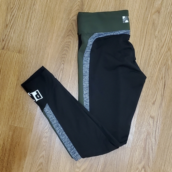 PINK Victoria's Secret Pants - VS Pink ultimate yoga leggings